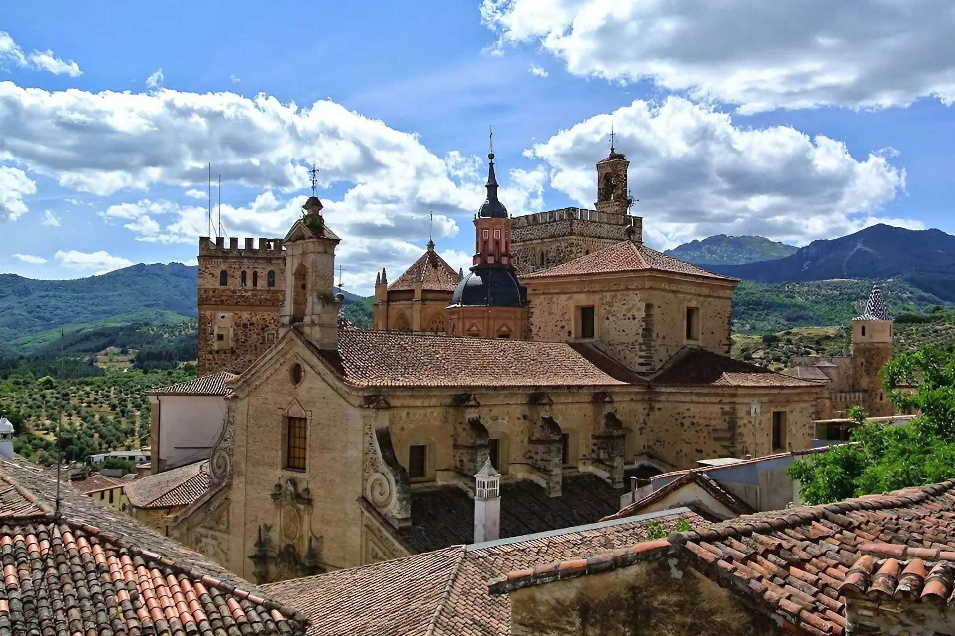 Guadalupe, Cáceres. Credit: Ben Bender, CC BY-SA 3.0 , via Wikimedia Commons