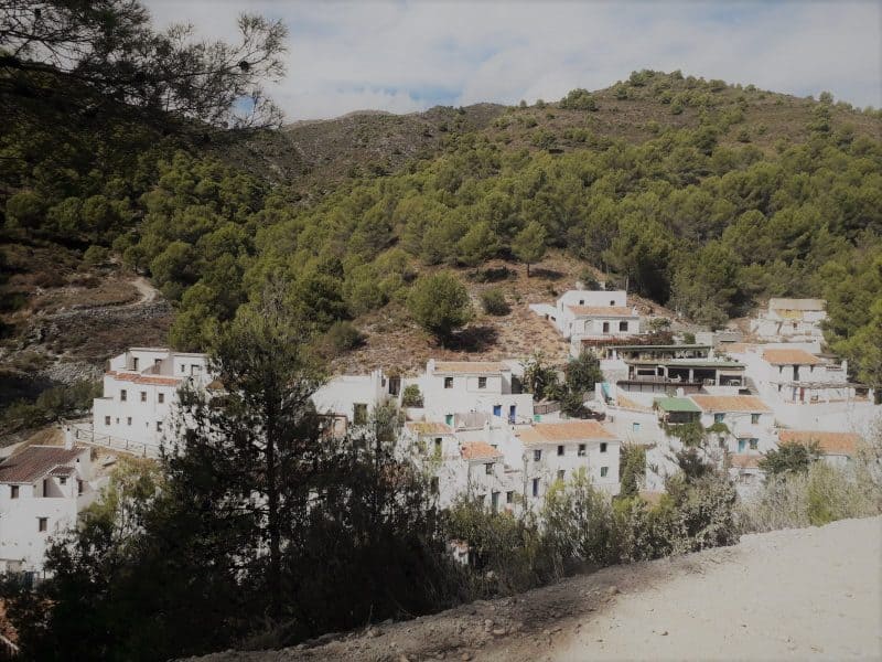 The white village of Acebuchal