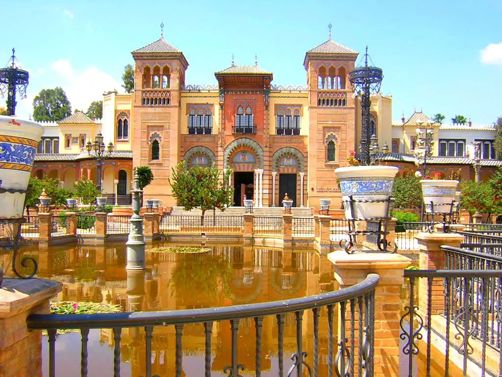 Alcazares Reales, Seville   Image credit: Andalucia.org - © TURISMO ANDALUZ