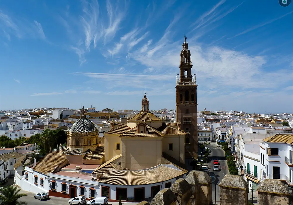 TOMA Spotlight: 8 Beautiful villages in Andalucia 3 Carmona: De Francisco Jesus Ibañez from Sevilla, España - Carmona, CC BY-SA 2.0, https://commons.wikimedia.org/w/index.php?curid=17015584