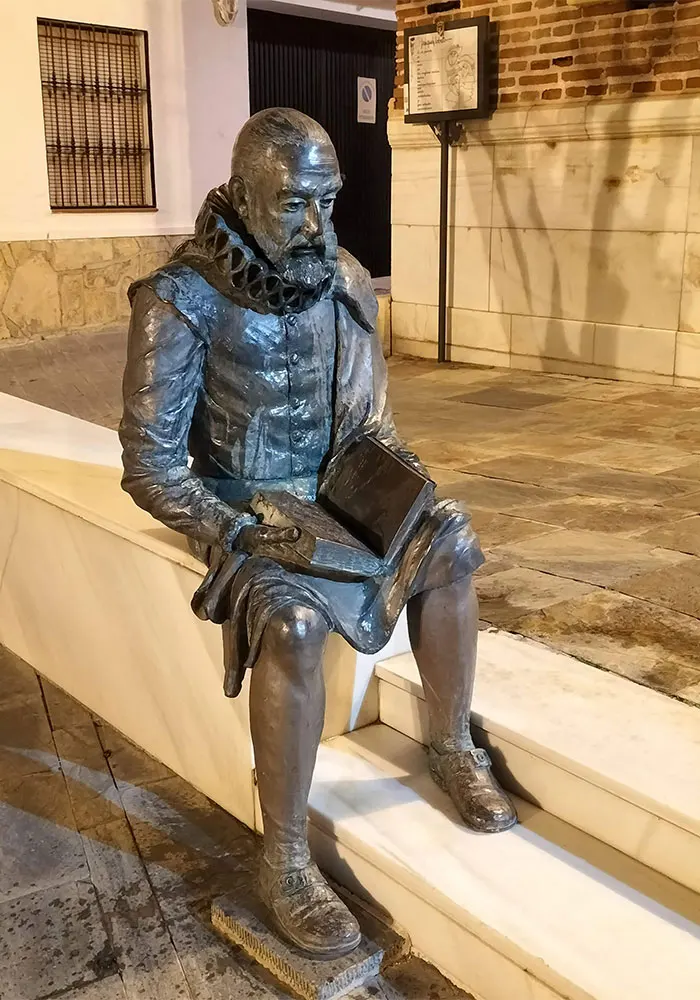 Discover the Ruta del Sol y del Aguacate – Sun and Avocados! 6 Cervantes sculpture. Image: Deborah Cater