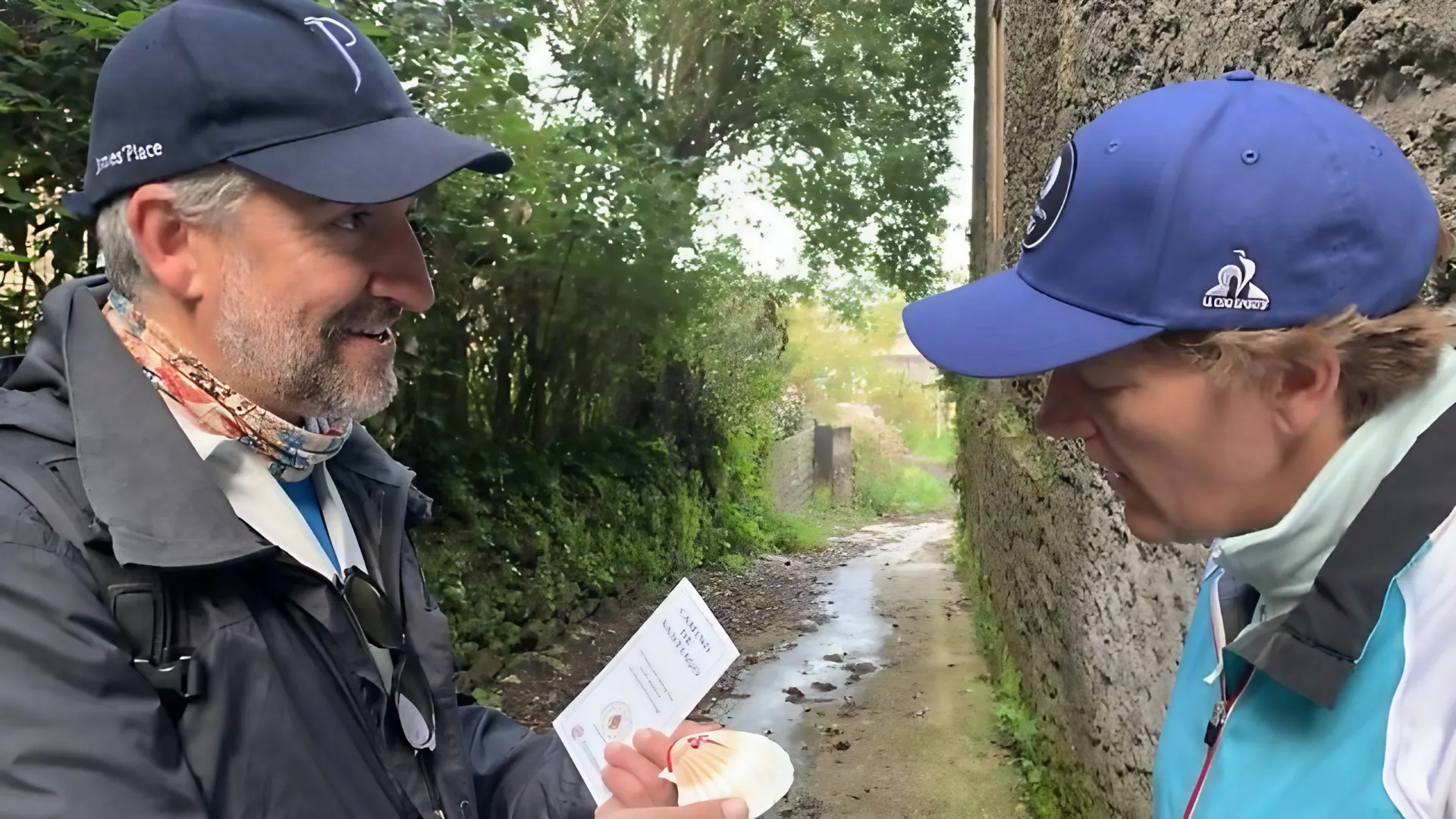Manni presenting the Camino Shell to Clare Balding