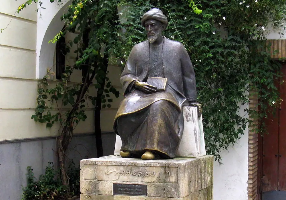 Córdoba: A Centre of Learning in Andalucia 2 Sculpture of Jewish Cordoban philosopher Maimonides in Cordoba. Credit: Deborah Cater