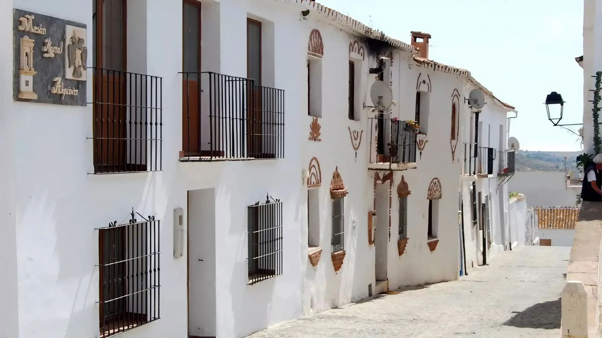 Card factory and church, Macharaviaya. Image: Diputacion de Malaga