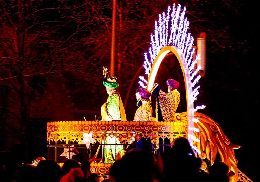 12 Spanish Christmas Traditions 5 Cabalgata de los reyes magos in Madrid. Credit: Javier Martin Espartosa on Flickr