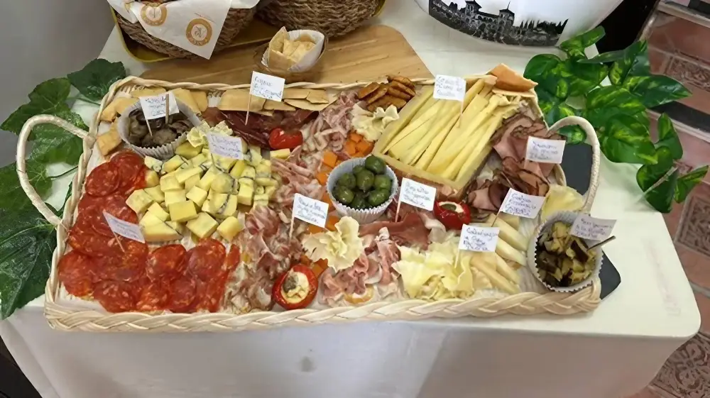 Gibraltar and Estepona: a day trip to remember 3 Mercado Santa Ana Estepona – fresh tapas. Image credit: Facebook – Ayuntamiento de Estepona