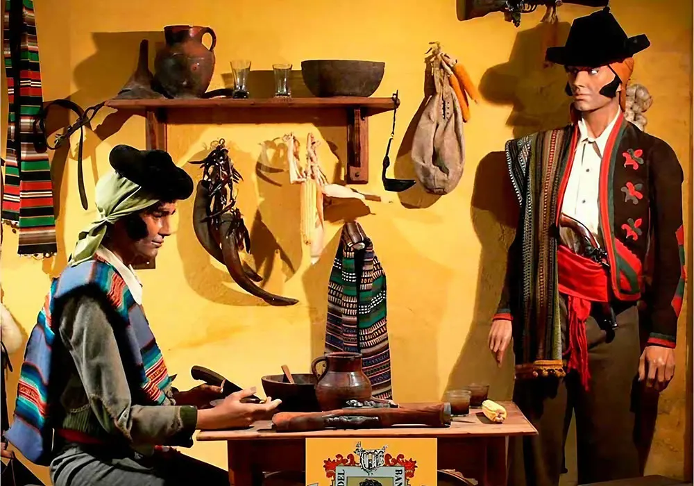 [museo bandeloero] El Borge has a museum dedicated to its famous bandit resident 