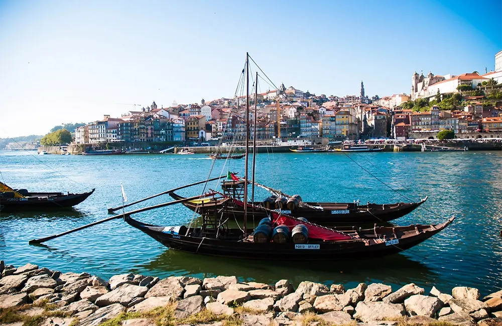 Porto river and boats Foto por formulario PxHere