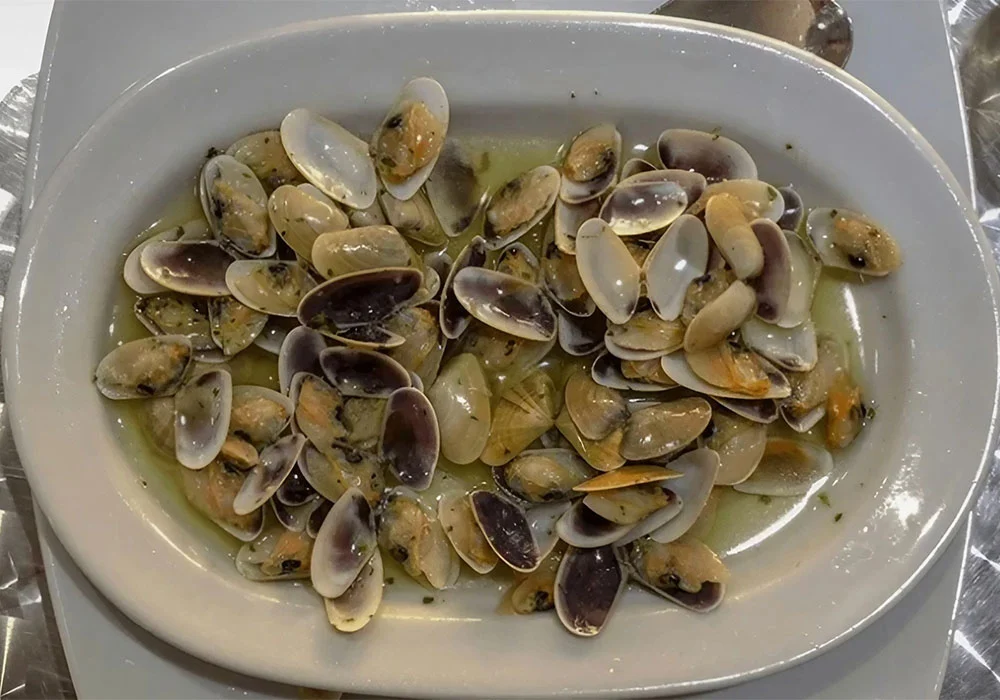 TOMA Spotlight: Andalucian Dishes 6 Wedge clams. Image: shutterstock